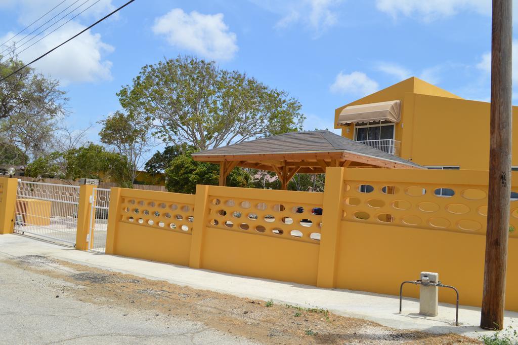 Eve'S Residence Willemstad Exterior photo
